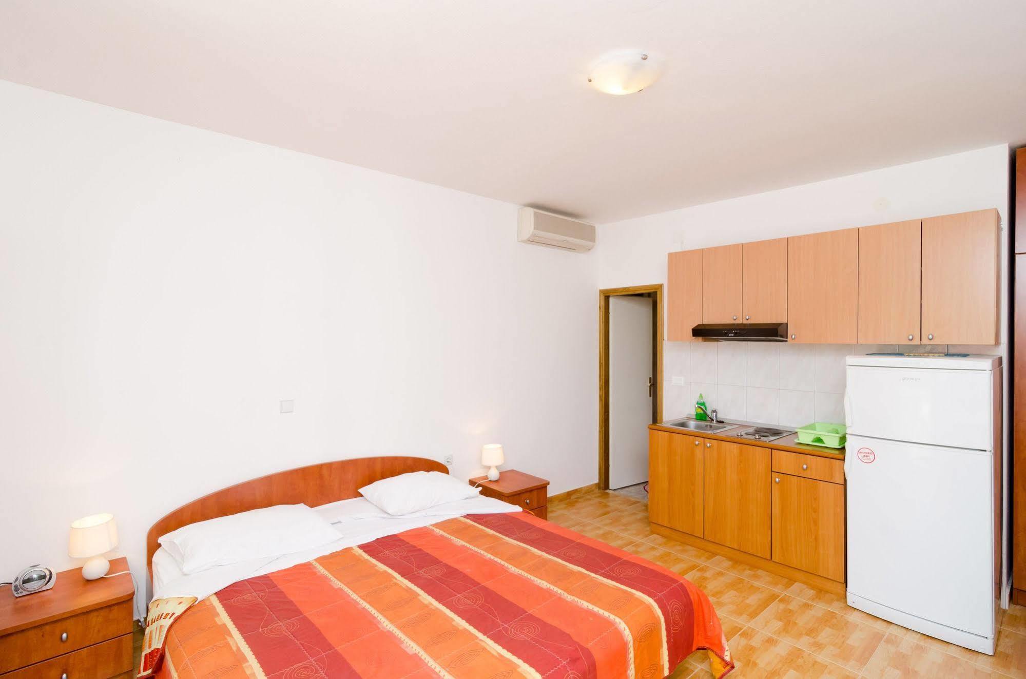 Apartments Kusalo ดูบรอฟนิก ภายนอก รูปภาพ