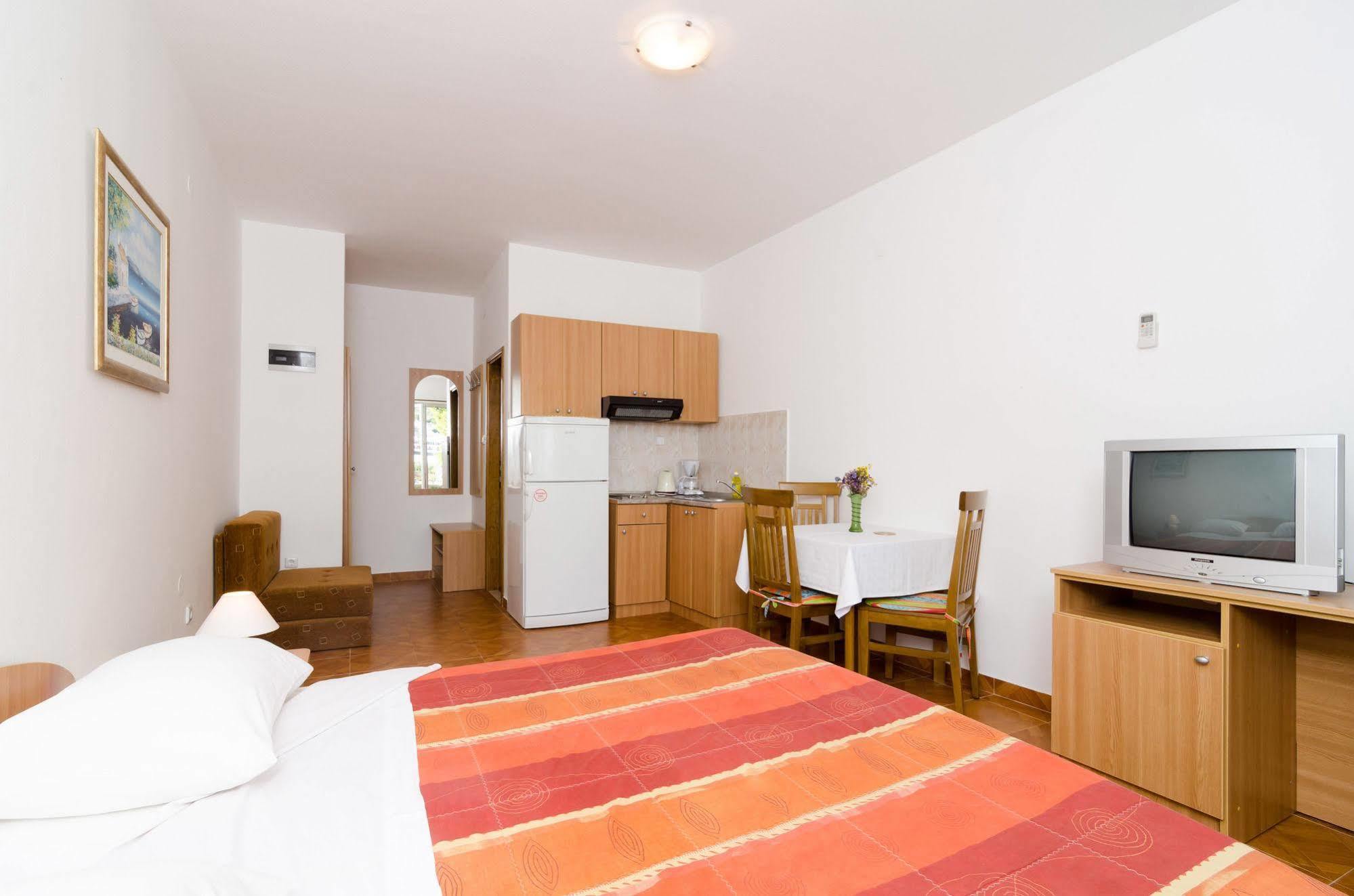 Apartments Kusalo ดูบรอฟนิก ภายนอก รูปภาพ